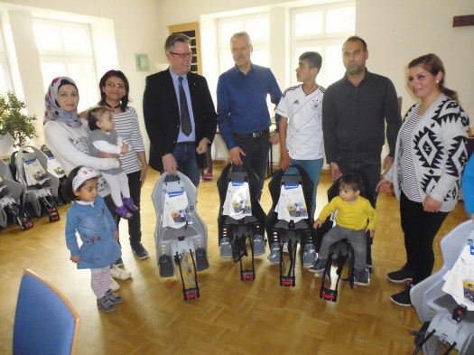 17-04 Kindersitze 008